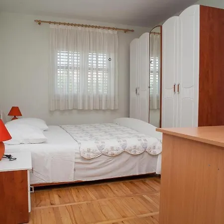 Apartament By The Sea Sukosan, Zadar - 12313 Sukošan